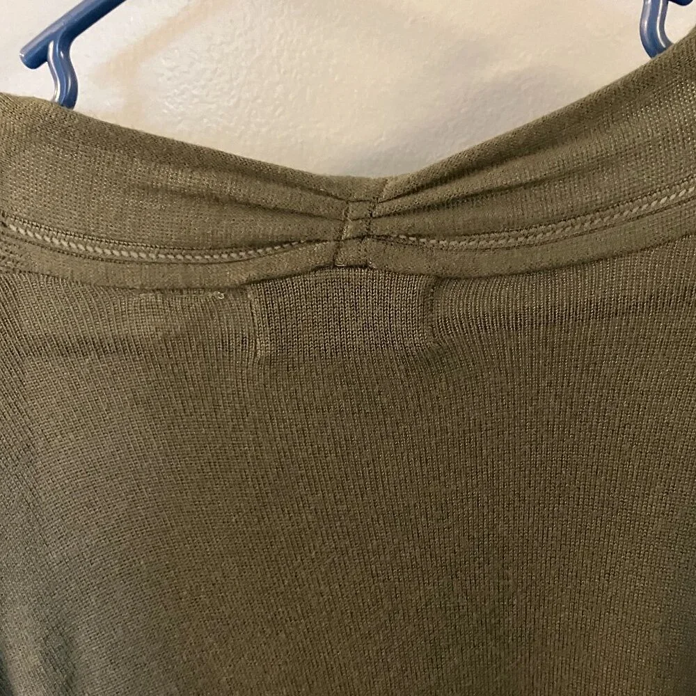 Alfred Dunner Petite Dark Green Long Sleeved Lightweight Cardigan Size PM - Picture 6 of 7
